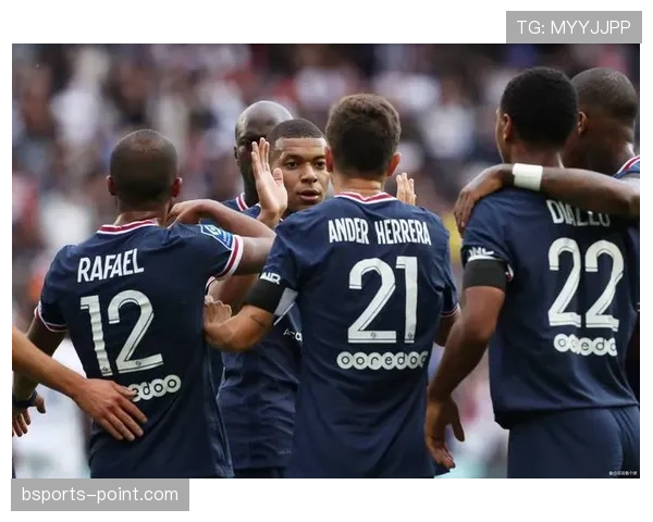 巴黎圣日耳曼姆巴佩离开后进攻结构的变化及其对赛季表现的影响分析