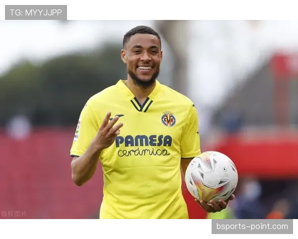 本泽马 vs 莱万：荣誉与关键战表现差距解析