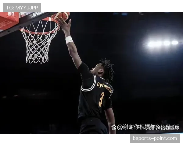 布泽尔利用低位单打拉开空间效率优于队内锋线球员