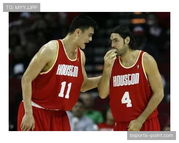 斯科拉无球策应改变对手防线结构