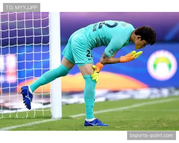 伊布撕开防线制造射门能力为何胜过年轻锋线